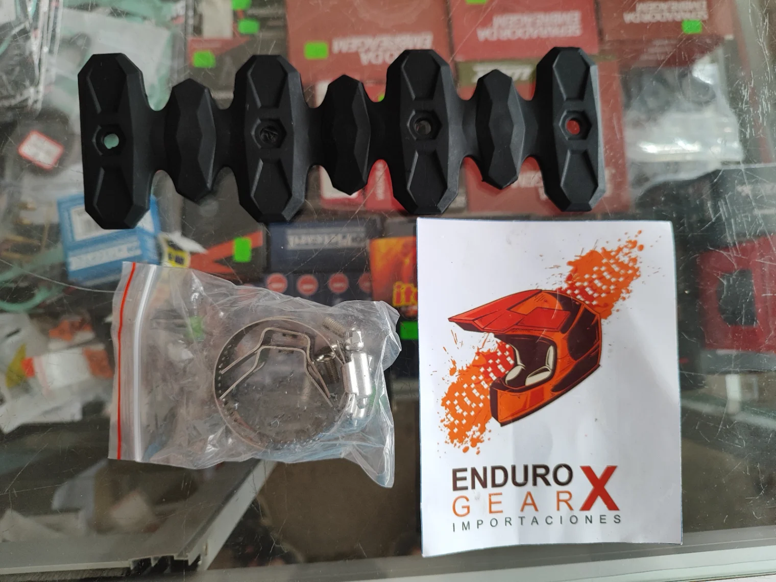 protector-de-tubo-universal-negro