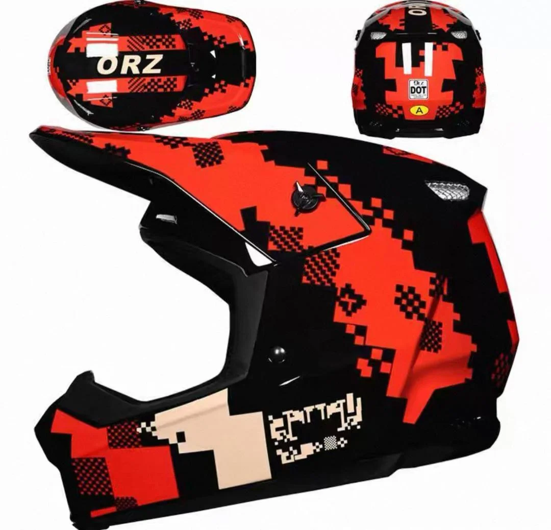 casco-rojo-con-diseno-m