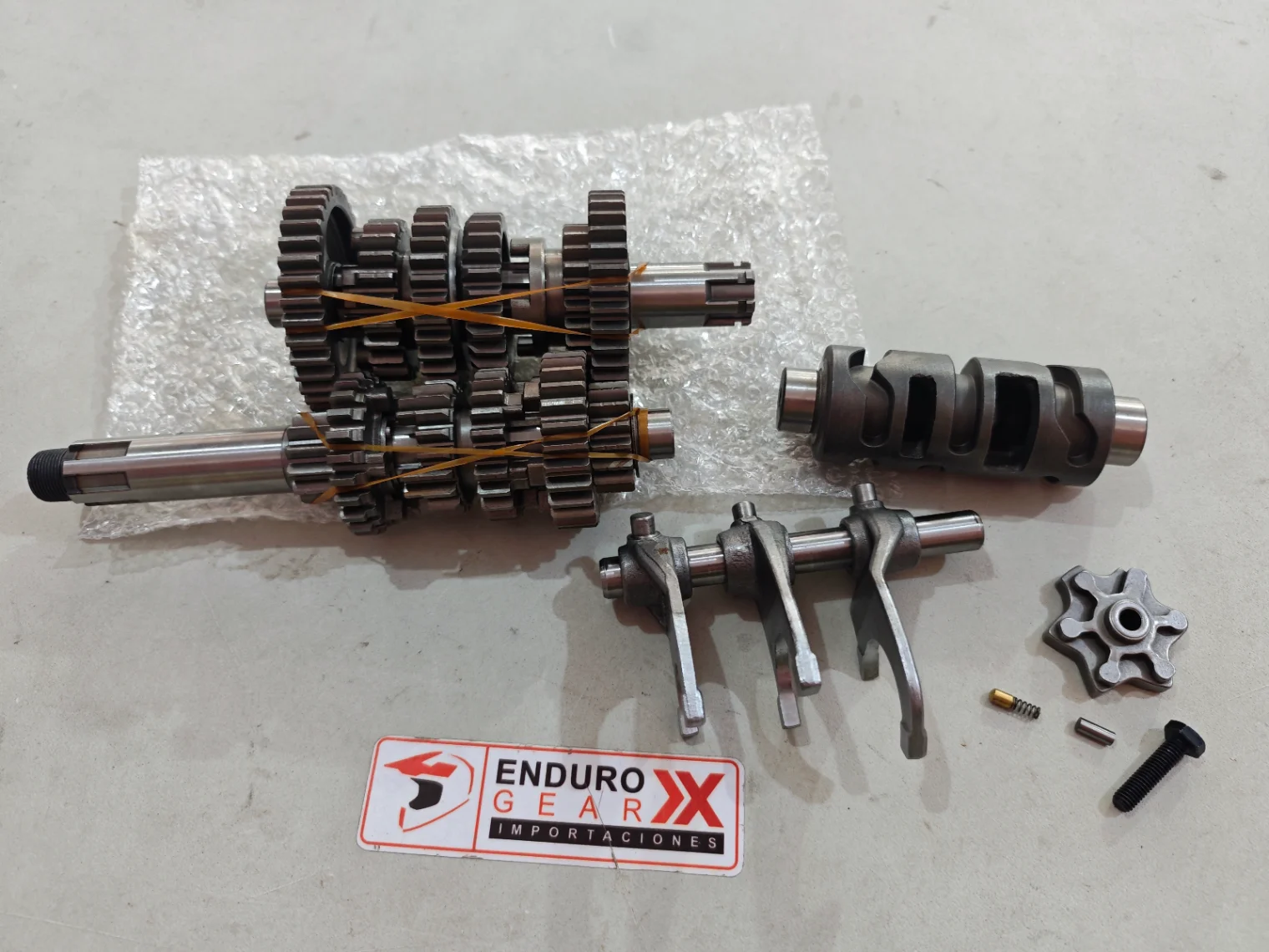 CAJA 6 CAMBIOS