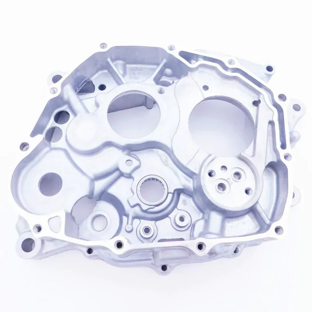 carter-lado-derecho-crf230-11100-kps-900